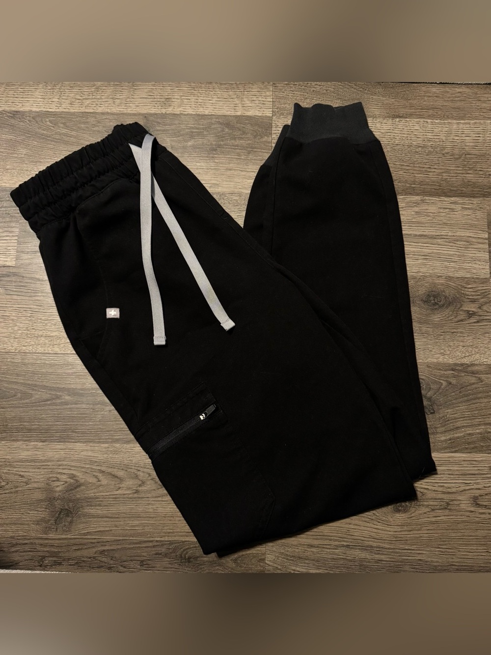 FIGS Uman Relaxed Jogger Scrub Pants Black Gray Drawstring Comfort Womens XS